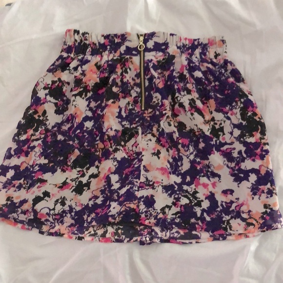 Mixed colour Dynamite Skirt - Size M - gold zipper - Picture 1 of 4